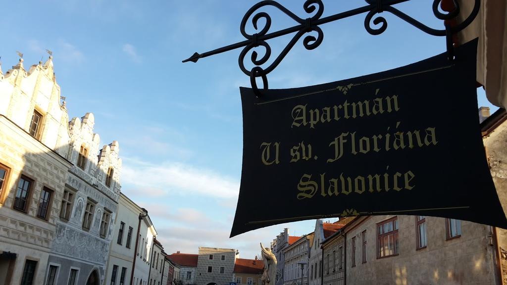 Apartmany U Sv. Floriana 슬라보니스 외부 사진